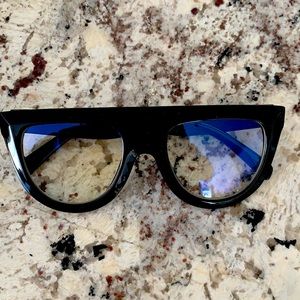 Celine-esque glasses in black. Clear lenses.